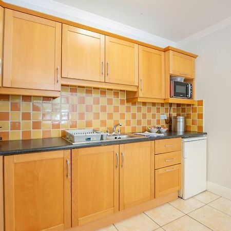 106 - The Townhouse By Shortstays Γκάλγουεϊ Εξωτερικό φωτογραφία