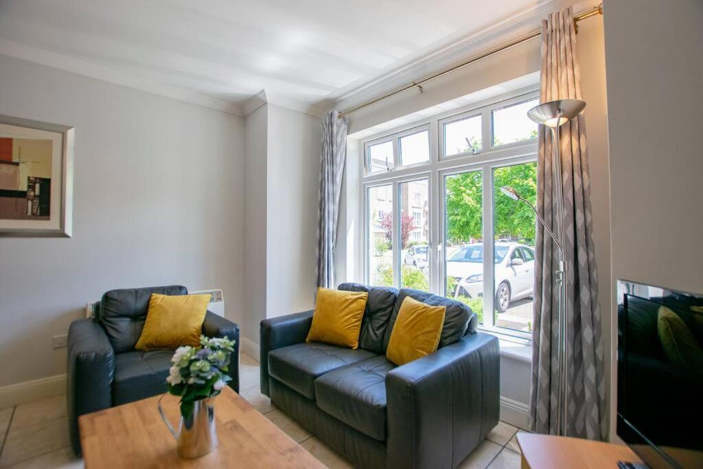 106 - The Townhouse By Shortstays Γκάλγουεϊ Εξωτερικό φωτογραφία